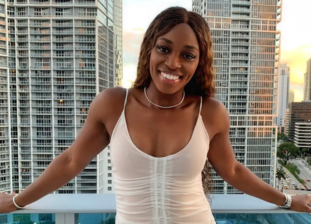 30+ Best Photos of Sloane Stephens FashionBikiniOn Court Tennis Time